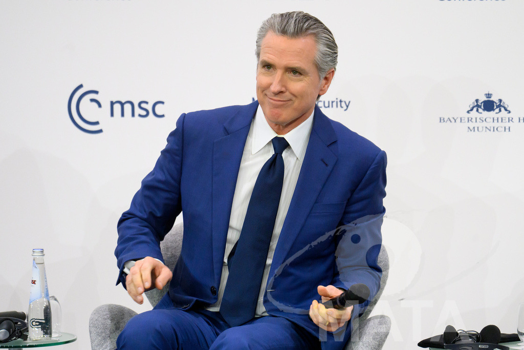 _DWA5923 | MATA IndoCon - Realisiert mit Pictrs.com