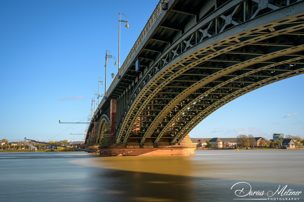 Die Theodor-Heuss-Brücke in Mainz | Die Theodor-Heuss-Brücke in Mainz