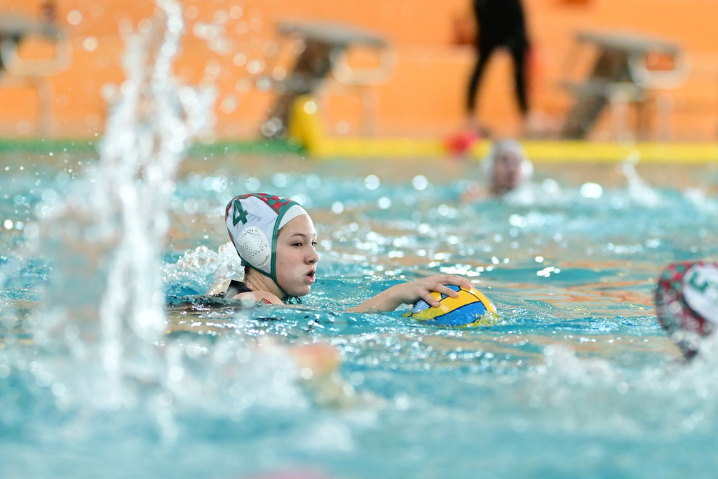 Wasserball I Juniorinnen I Saison 2024-2025 I DSV-Nachwuchscup U16 I SSV Esslingen - Eimsbütteler TV | Der Sportfotograf. - Realisiert mit Pictrs.com