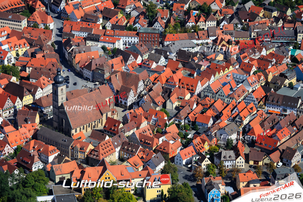 Die Luftaufnahme der Stadt Forchheim wurde vom UL-Flugzeug heraus erstellt ( keine Drohne )- hohe Auflösung für beste Qualität