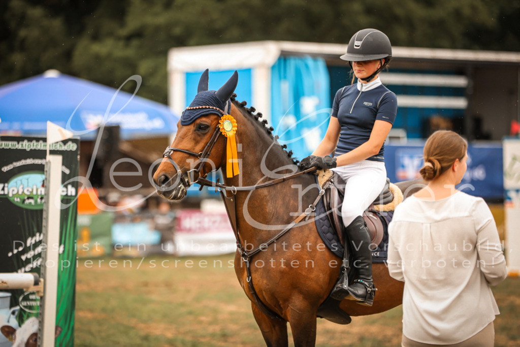 17.SaStA00211 | Leoni Ertmer Photography - Realisiert mit Pictrs.com