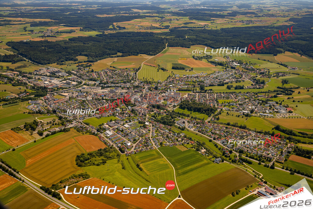 Das Luftbild zeigt :  Meßkirch - Die Luftaufnahme wurde 2024 vom UL-Flugzeug aus erstellt ( keine Drohne ) - Hochauflösende Luftaufnahme - Für grossformatige Ausdrucke geeignet. Die Geschenkidee !Mit Lizenz und Bildrechte bestellbar