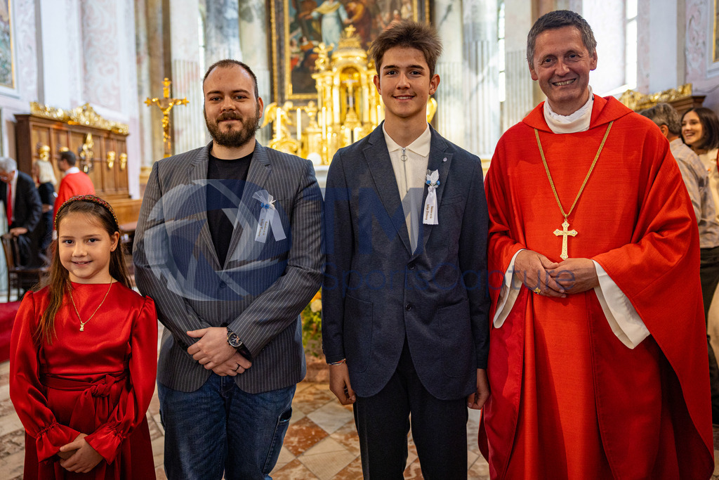 Trainproduction-20240519-1 | Firmung Klagenfurt-Dom 19.05.2024 10:30 Uhr