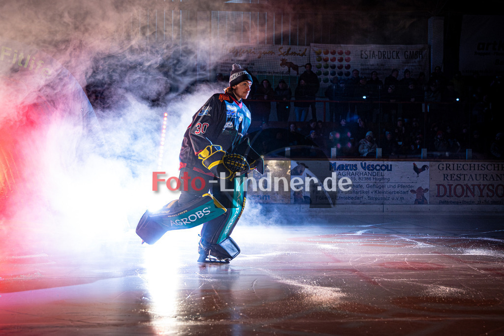 Peißenberg MINERS gegen ESV Buchloe PIRATES | Eishockey Bayernliga 2025/26 Vorrunde 29. Spieltag, Peißenberg MINERS gegen ESV Buchloe PIRATES, 20260123,Eröffung, Einlauf,2026-01-23 in Peißenberg (flatbuy Arena Peißenberg), Joshua BARON (MINERS Goali 30)Copyright: WolfgangxLindner www.foto-lindner.de