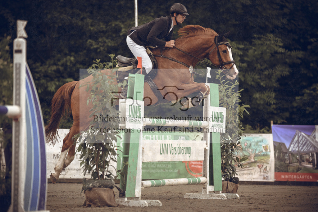 20240530-DOS_1944 | Entdecke hochwertige Reitturnierfotos von Foto Oger. Professionell, emotional und authentisch – jetzt Lieblingsmomente im Shop bestellen.Deutschlandweite Turnierfotografie. - Realisiert mit Pictrs.com