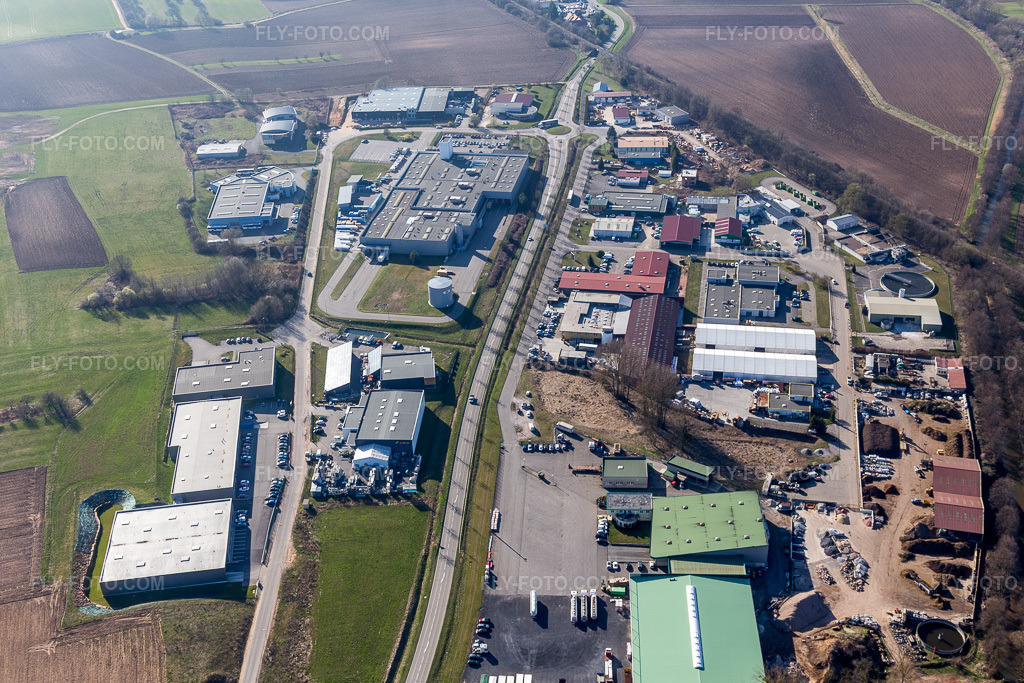 Aerial view: View of the town in Mertzwiller in the state Bas-Rhin, France.Photo: IMG_097487.jpg taken on 03/16/2017 by Werner Riehm/FLY-FOTO.comResolution of the original: 5283 x 3522 px