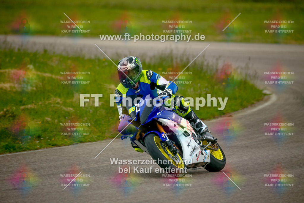 _MOT2697 | Hier findet Ihr Bilder von Touristenfahrten auf der Nürburgring Nordschleife oder von anderen Veranstaltungen die ich besucht habe. Viel Spass beim Durch Schauen 