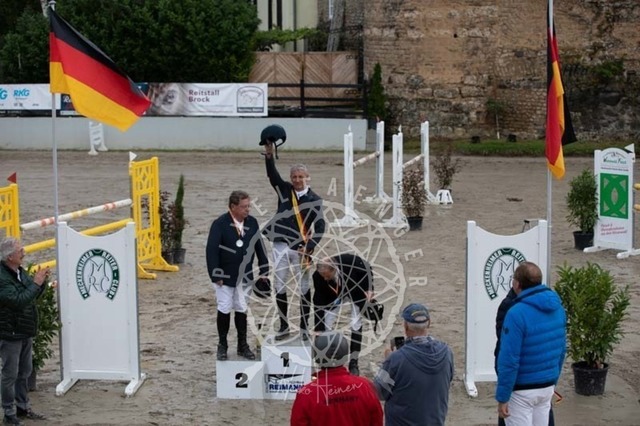 2B4A3302 | pixelfaenger - Realisiert mit Pictrs.com