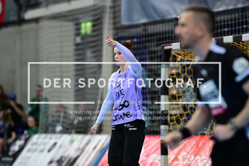 Handball I Frauen I Saison 2024-2025 I 1. HBF I 14. Spieltag I VfL Oldenburg - HSG Bensheim-Auerbach I 064789 | Der Sportfotograf. - Realisiert mit Pictrs.com