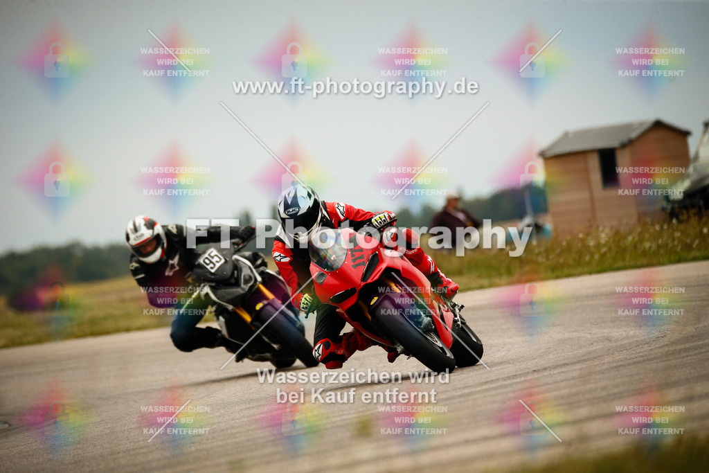 _MOT7089 | Hier findet Ihr Bilder von Touristenfahrten auf der Nürburgring Nordschleife oder von anderen Veranstaltungen die ich besucht habe. Viel Spass beim Durch Schauen 