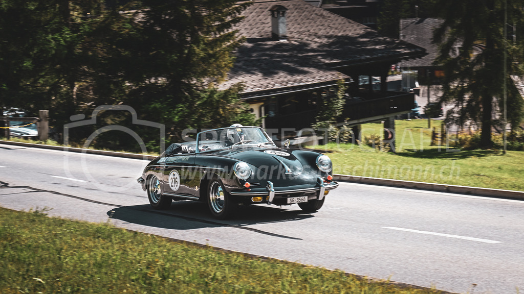 19. Arosa ClassicCar 2023 - 2. September 2023 | 19. Arosa ClassicCar 2023
Arosa, Schweiz
Wild Massimo aus Rapperswil mit der Startnummer 276 in einem Porsche 356 Roadster Super 90 Convertible D, Jahrgang 1960, in der Klasse Classic Trophy.
@arosaclassiccar, @arosa.official, #arosaclassiccar, #arosa, #76curves, #classiccar
Bild: Sportfotografie Markus Aeschimann | www.markus-aeschimann.ch - Realisiert mit Pictrs.com