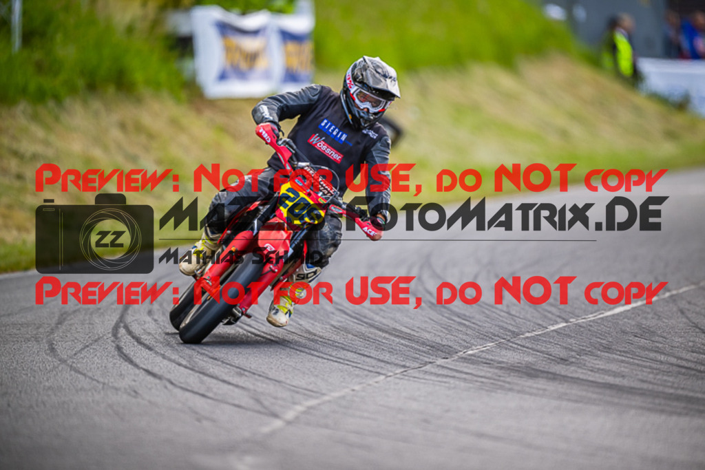 MaZZes_FotoMatrix_220529_7551 | Fotograf Mathias Schmid
Sportfotograf,
Eventfotograf,
Hochzeitsfotograf,
Portraitfotograf