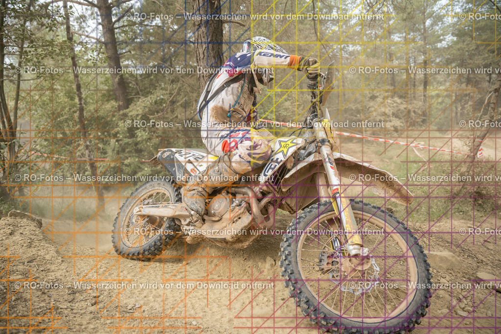 Niederwürzbach 4 Lauf-945 | Sportfotografie von RO-Fotos: Motorsport, Motocross, Enduro, Laufveranstaltungen und Triathlon. Professionelle Fotos von Sportlern und Events. - Realisiert mit Pictrs.com