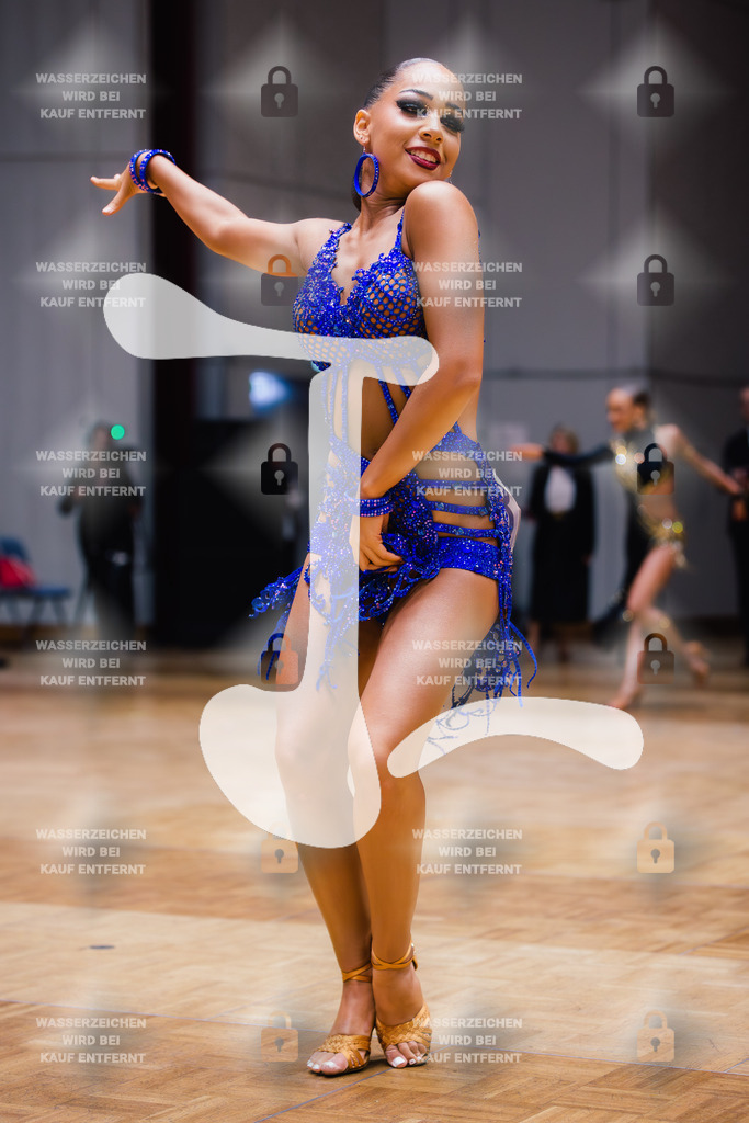 GOC 2025 - WDSF Solo Junior II Latin Female - 2025-08-21-8671 | Webshop for digital downloads and prints of dance sport, event & show photographer Julian Link - Realisiert mit Pictrs.com