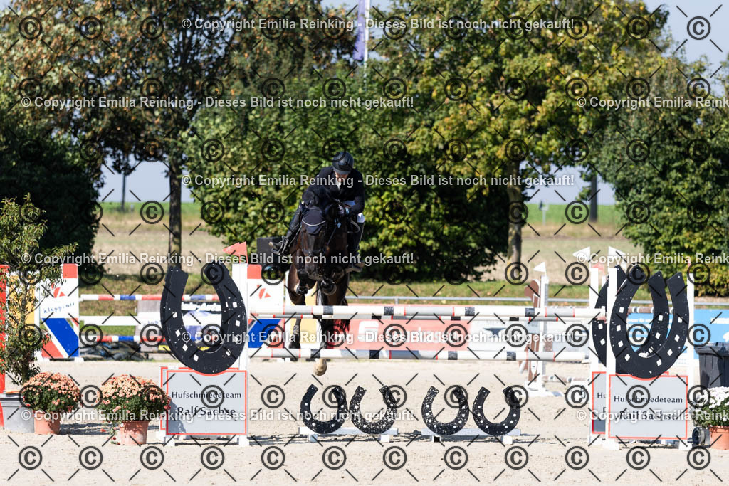 CL5A6400 | Emilia Reinking Fotografie - Realisiert mit Pictrs.com