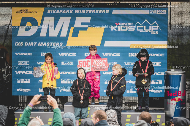 iXS_Dirtmasters_VPACE_Kids_Cup_schnittbilder_Folgenummer (1)-2 | schnittbilder - Realisiert mit Pictrs.com
