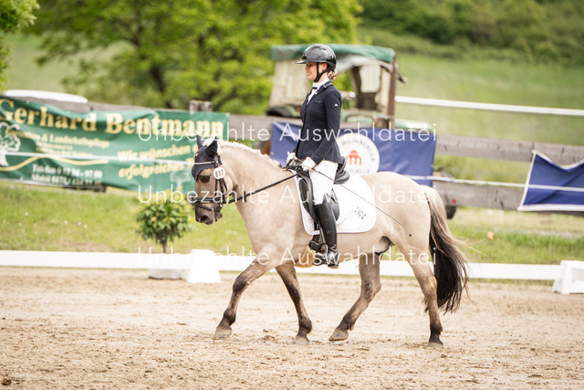Bad_Meinberg_08886 | saradresslerfotografie - Realisiert mit Pictrs.com