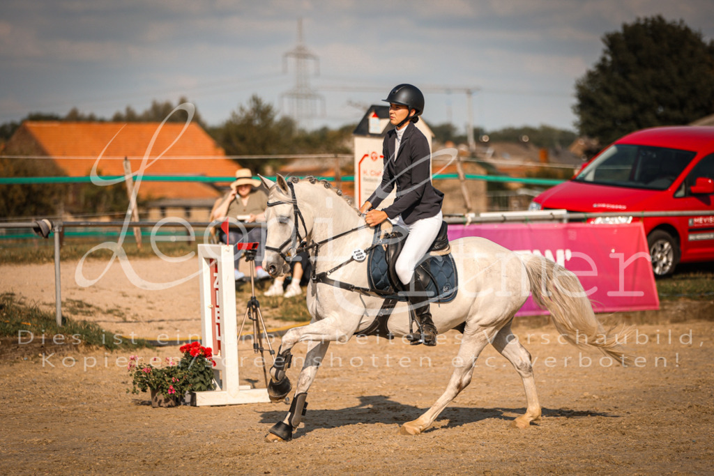 01.FrSpE00313 | Leoni Ertmer Photography - Realisiert mit Pictrs.com