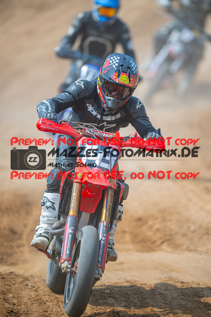 MaZZes-Fotomatrix-20260816-614760 | S2