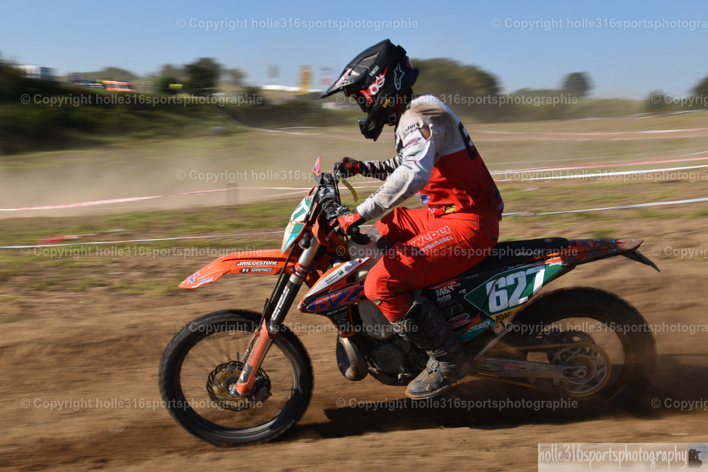 DSC_0402 | Sportfotografie , Motorsport, Motoross, Reitsport, Mointainbike, Enduro,
Landschaft , Outdoor, Eventfotografie, Landschaft, Bilder online bestellen - Realisiert mit Pictrs.com