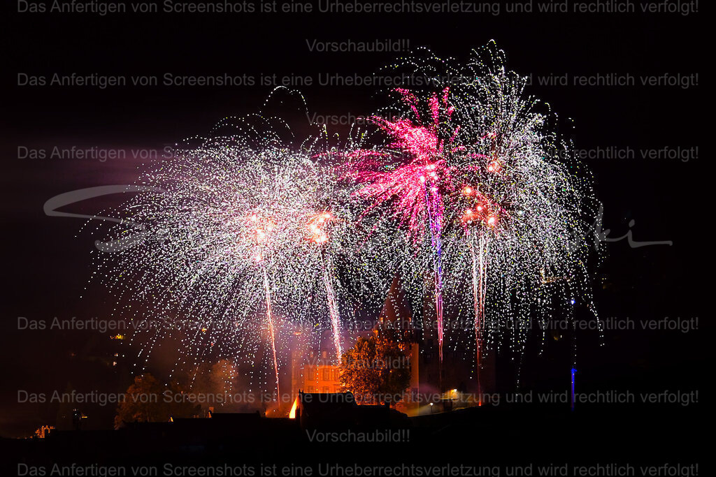 Feuerwerk Lukasmarkt Ulmen 2024 | People- und Tierfotografie, Imageaufnahmen, Veranstaltungsfotografie und Wandbilder aus der Natur ★ Made in Germany ✔️ Druck + Downloads ✔️ Naturfotografie in Top Qualität ★ schneller Versand, weltweite Lieferung! - Realisiert mit Pictrs.com