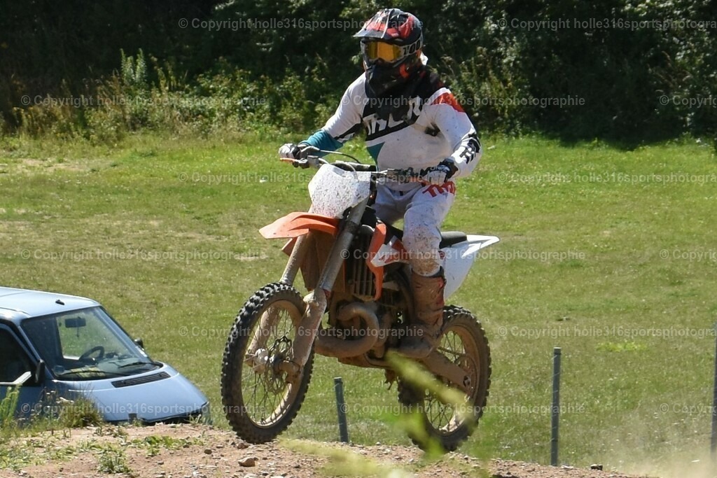 DSC_0194 (2) | Sportfotografie , Motorsport, Motoross, Reitsport, Mointainbike, Enduro,
Landschaft , Outdoor, Eventfotografie, Landschaft, Bilder online bestellen - Realisiert mit Pictrs.com