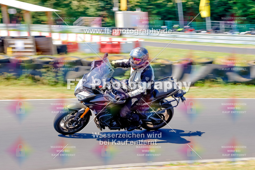 _MOT9480 | Hier findet Ihr Bilder von Touristenfahrten auf der Nürburgring Nordschleife oder von anderen Veranstaltungen die ich besucht habe. Viel Spass beim Durch Schauen 
