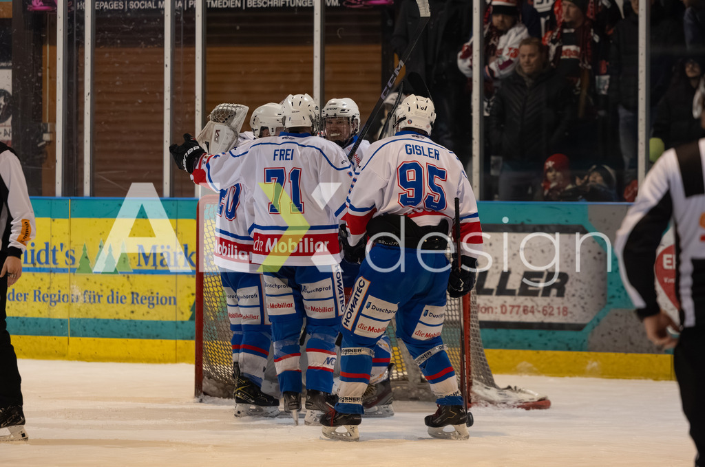 Eishockey I Herren I Saison 2025-2026 I Regio League | 3. Liga Regular Season Gr. 1 ZS | Men I 17. Spieltag I EHC Herrischried - HC Wohlen Freiamt I 01.02.2026 | Hochwertige Sportfotos kaufen & lizenzieren für Medien, Vereine, Agenturen & Sportler:innen. Entdecke professionelle Sportfotografie im Bildshop von Alexander Franzen. - Realisiert mit Pictrs.com