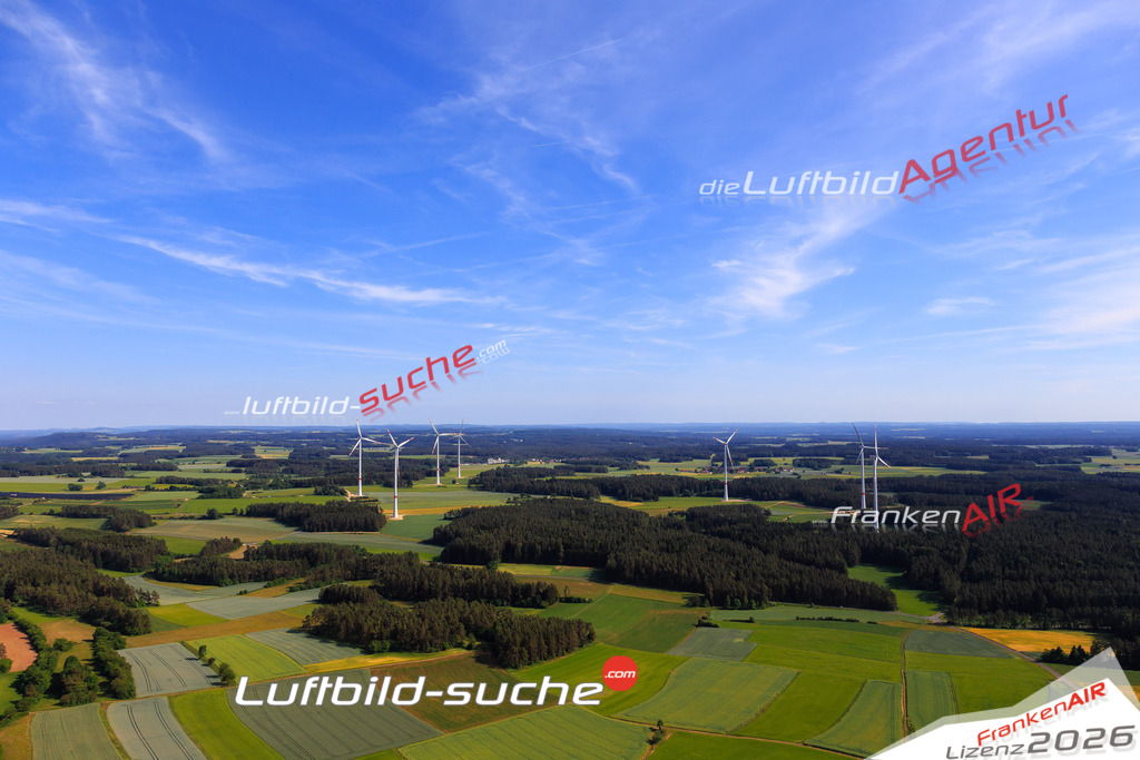 Die Luftaufnahme Goerauer-anger -  wurde vom UL-Flugzeug (keine Drohne) aus fotografiert.Hohe Druck- Auflösung-die Geschenkidee!