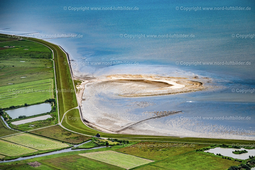 Sylt_Keitum_Altes_Schöpfwerk_ELS_0261210625 | SYLT 13.08.2025 Spezialkonstruktion eines Wasser- Pumpwerkes - Schöpfwerkes an der Koogstraße in Sylt Nordsee - Insel im Bundesland Schleswig-Holstein, Deutschland. // Special construction of a water pumping station - pumping station on the Koogstrasse in Sylt North Sea - Island in the federal state of Schleswig-Holstein, Germany. Foto: Martin Elsen