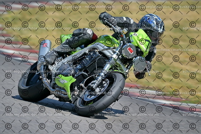 25bt04-0717 | markuskiefer.com - Realisiert mit Pictrs.com