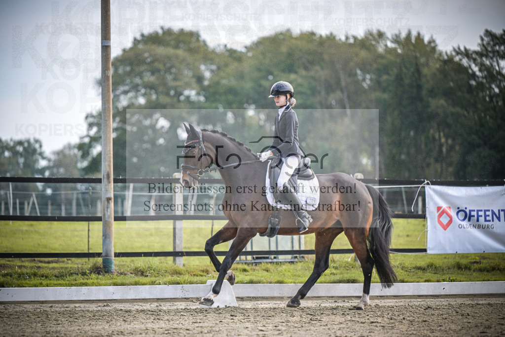 DOS_B092 | Entdecke hochwertige Reitturnierfotos von Foto Oger. Professionell, emotional und authentisch – jetzt Lieblingsmomente im Shop bestellen.Deutschlandweite Turnierfotografie. - Realisiert mit Pictrs.com