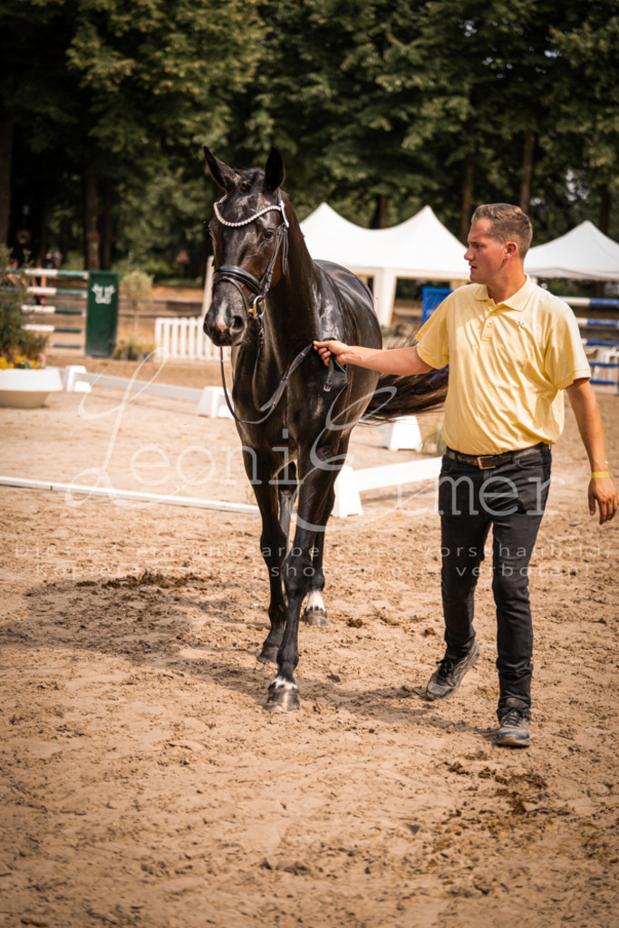 5.Fr00137 | Leoni Ertmer Photography - Realisiert mit Pictrs.com