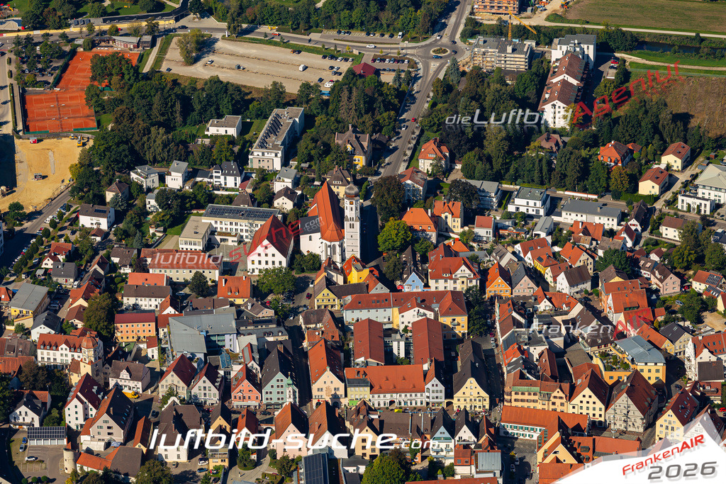 Aktuelles Luftbild von  Aichach Kauf mit Lizenz / Bildrechten möglich- Die Luftaufnahme wurde 2021 mittels UL-Flugzeug erstellt ( keine Drohne ) - hochauflösende Kamera-Systeme von  Canon -Beste Qualität - Für grossformatige Ausdrucke geeignet. Die Geschenkidee !