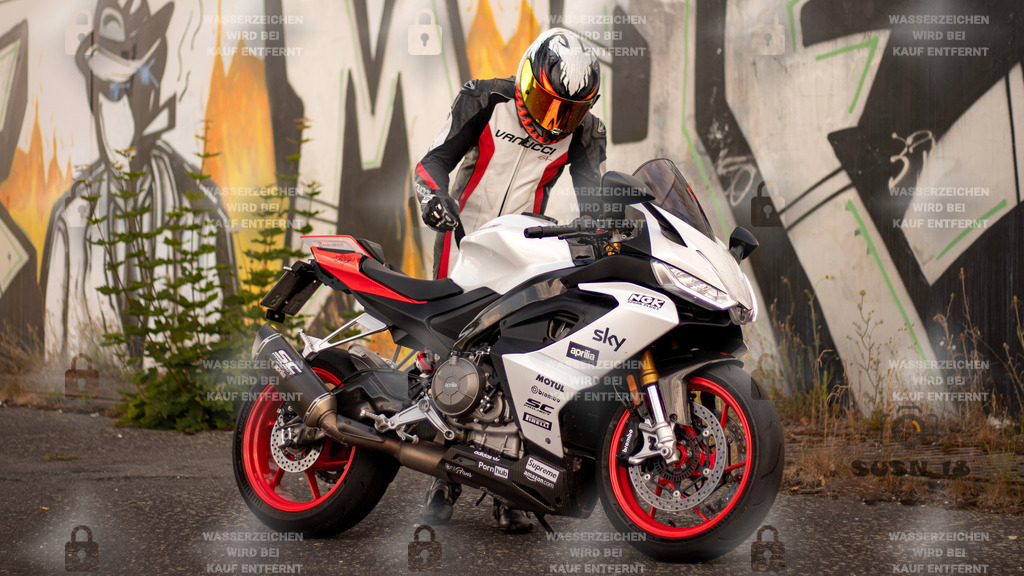 IMG_1049 | susn_18 - Realized with Pictrs.com