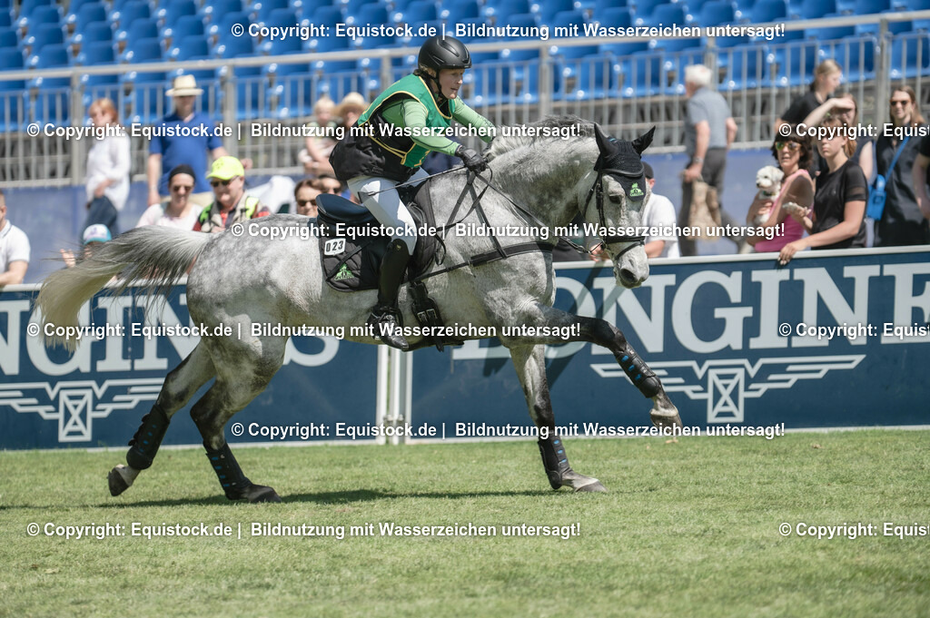 20230527_27_CCI4_Gelände_0204 | equistock