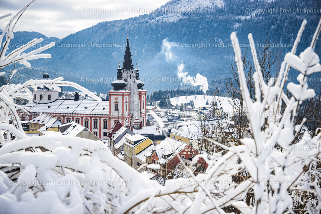Mariazell Seilbahn Basilika Winter Schnee 11012021-0715 | Fotos und Fotoprodukte - Realisiert mit Pictrs.com