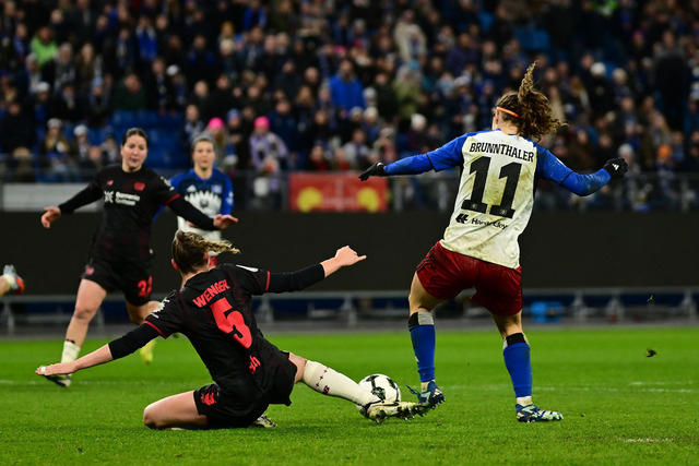 Fußball I Frauen I Saison 2025-2026 I DFB-Pokal I Achtelfinale I Hamburger SV - Bayer 04 Leverkusen I 17806 | Der Sportfotograf. - Realisiert mit Pictrs.com