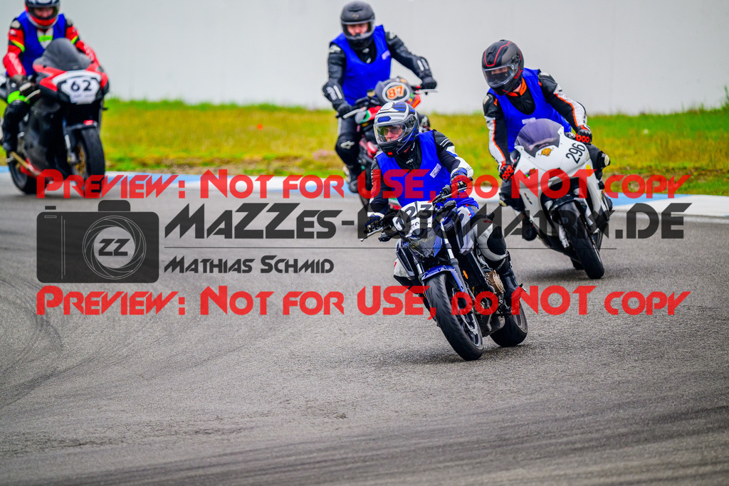 MaZZes_FotoMatrix_240614_6007705_0336 | INST