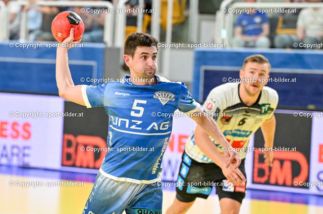 AUT, HLA, HC Linz AG vs Schwaz Handball Tirol | 30.04.2024, Sporthauptschule Linz-Kleinmuenchen, AUT, HLA, HC Linz AG vs Schwaz Handball Tirol, im Bild Christian Kislinger (Linz)


// HLA, Handball Liga Austria Match between HC Linz AG vs Schwaz Handball Tirol in Linz, Austria on 2024/04/30