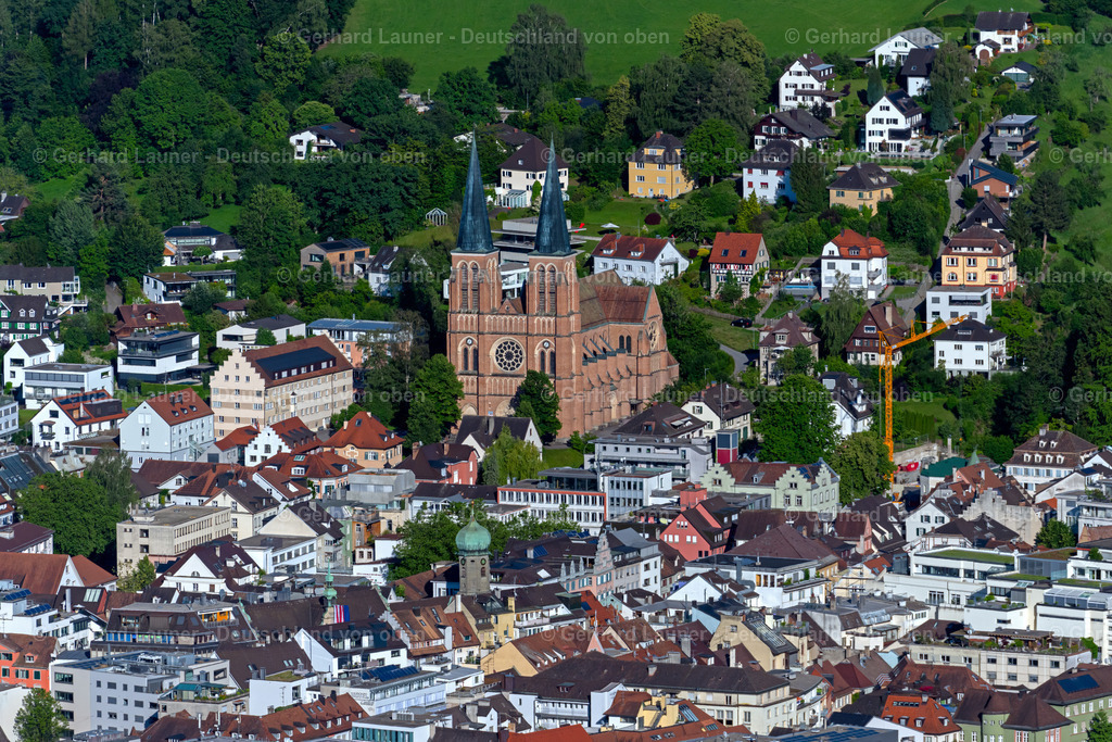 4032760 | GLOTTERTAL 30.06.2020 Haus- Fassaden- und Straßenbereiche der Filmkulisse der " Schwarzwaldklinik " in Glottertal im Bundesland Baden-Württemberg, Deutschland. Weiterführende Informationen bei: Simone Rein. // House, facades and streets of the film scene of " Schwarzwaldklinik " in Glottertal in the state Baden-Wurttemberg, Germany. Further information at: Simone Rein. Foto: Gerhard Launer