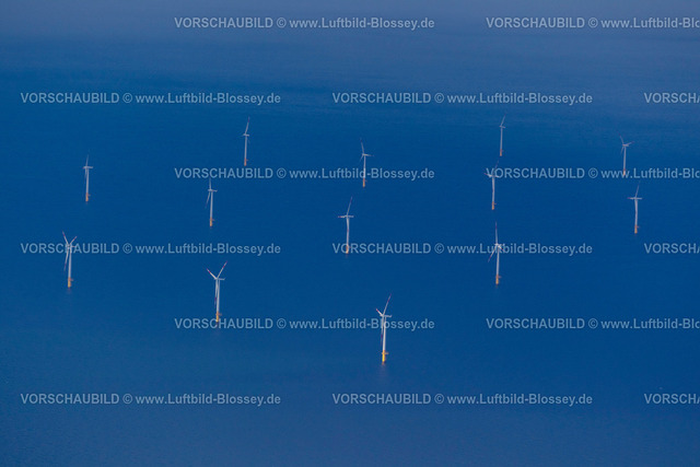 Zingst12082386OffShoreWindkraft | Windpark EnBW Baltic 1, Offshore-Windpark in der Ostsee vor der Küste Mecklenburg-Vorpommerns, nördlich der Halbinsel Fischland-Darß-Zingst, Windkraftwerk, Windenergie , Darßer Ort, Ostsee, Mecklenburg-Vorpommern, Deutschland, Europa
