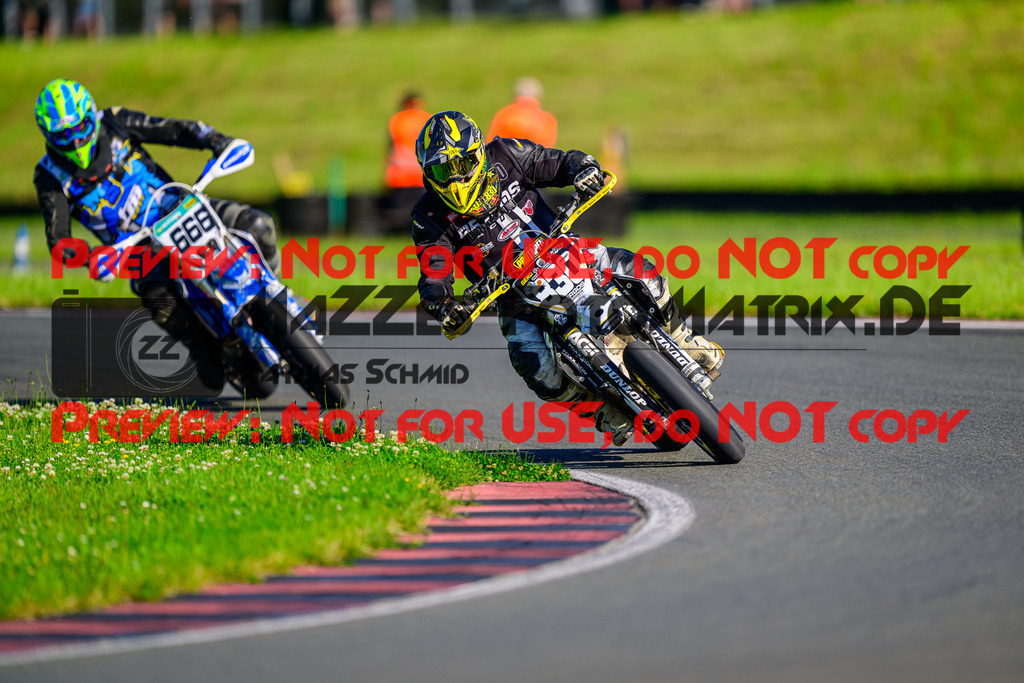 MaZZes_FotoMatrix_240622_6007705_2-103 | UE40