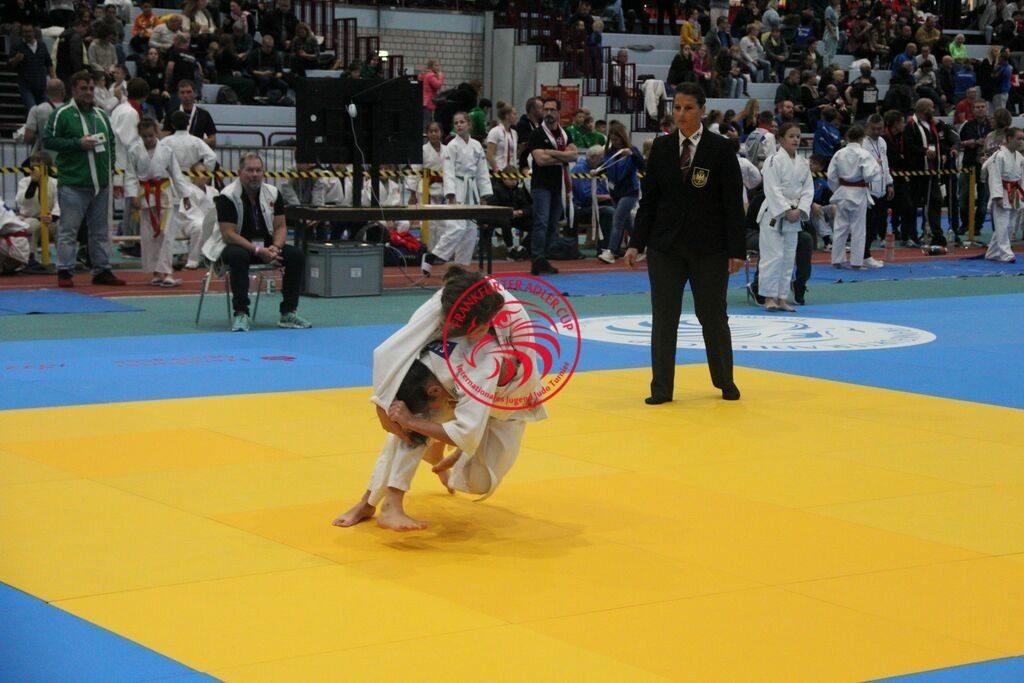 IMG_3006 | Fotos vom Adler Cup - Pictures from Adler Cup

Hier findet Ihr alle Eindrücke und großen Momente der Adler Cup Wochenenden. Here you will find all impressions and great moments of the Adler Cup weekends. - Realisiert mit Pictrs.com