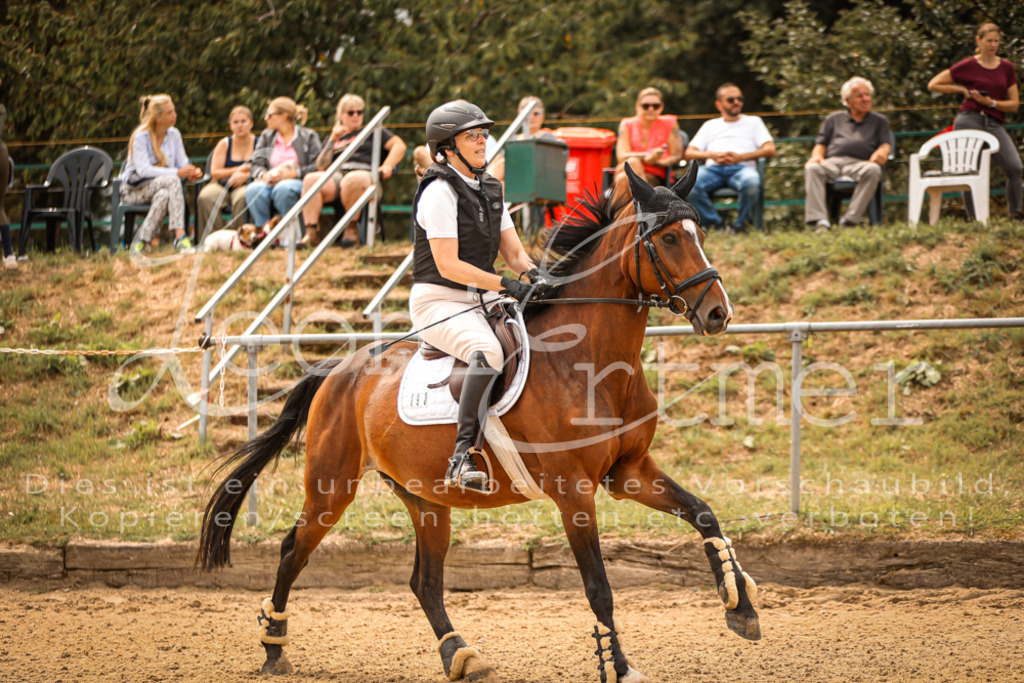 06.SoSpWB00211 | Leoni Ertmer Photography - Realisiert mit Pictrs.com