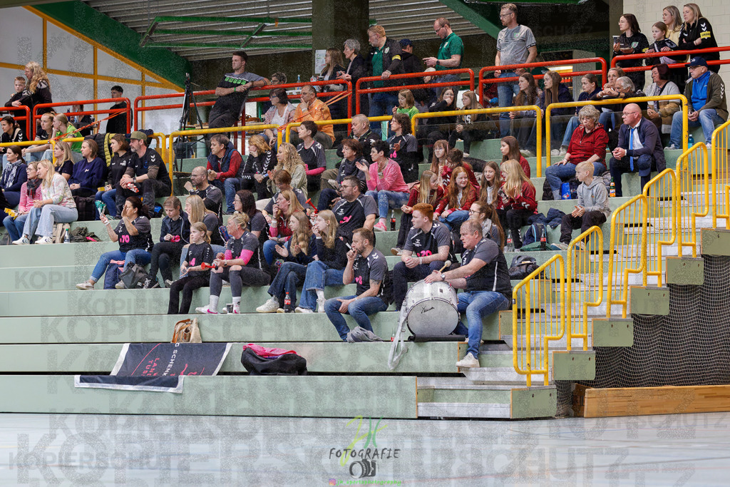 Hessenmeisterschaft wJC - Spiel um Platz 3; TuS Kriftel - SG Schenklengsfeld | Hessenmeisterschaft wJC - Spiel um Platz 3; TuS Kriftel - SG Schenklengsfeld am 22.03.2025 in Biedenkopf (Sporthalle Lahntalschule)Photo © 2025 - Jörg Heinrich - Realisiert mit Pictrs.com