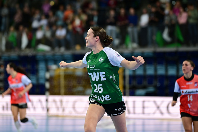Handball I Frauen I Saison 2025-2026 I 1. HBF I 9. Spieltag I VfL Oldenburg - HSG Blomberg-Lippe I 75180 | Der Sportfotograf. - Realisiert mit Pictrs.com