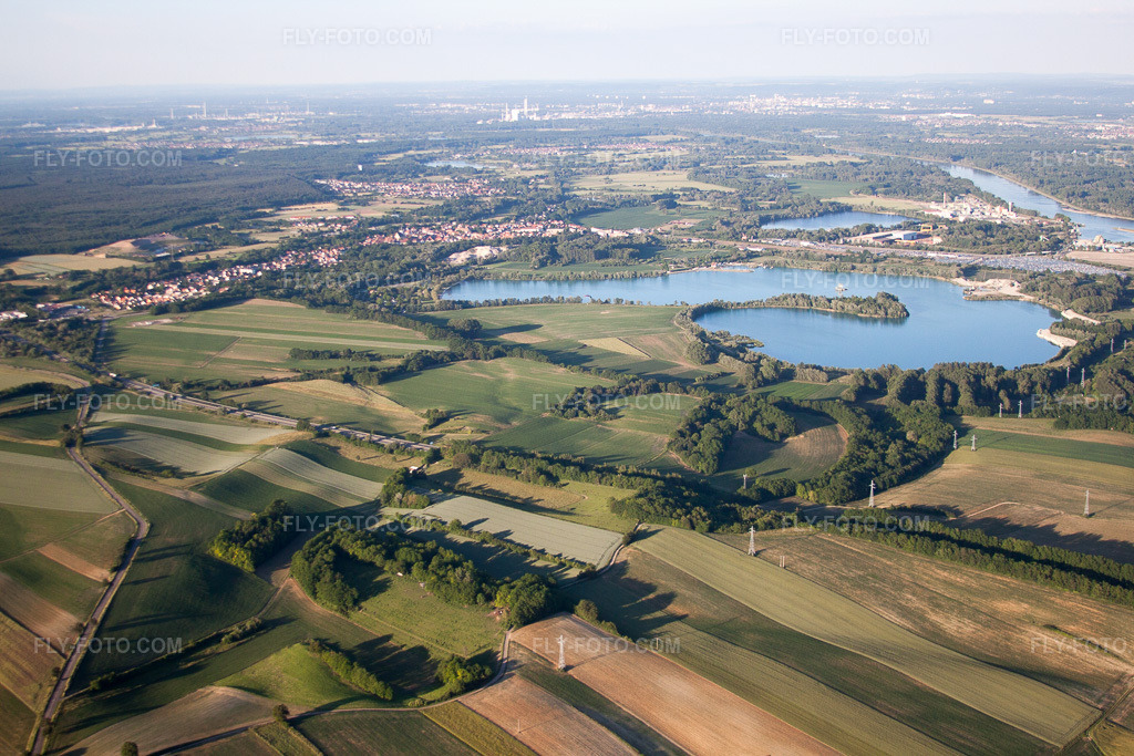 Aerial view: Gravel pit in Lauterbourg in the state Bas-Rhin, France.Photo: IMG_66679.jpg taken on 06/05/2014 by Werner Riehm/FLY-FOTO.comResolution of the original: 4752 x 3168 px
