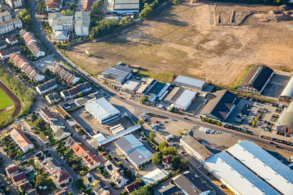 Luftbild: Mannheimer Landstr in Brühl im Bundesland Baden-Württemberg in Deutschland. Foto: IMG_073001.jpg vom 23.09.2014 durch Werner Riehm/FLY-FOTO.de