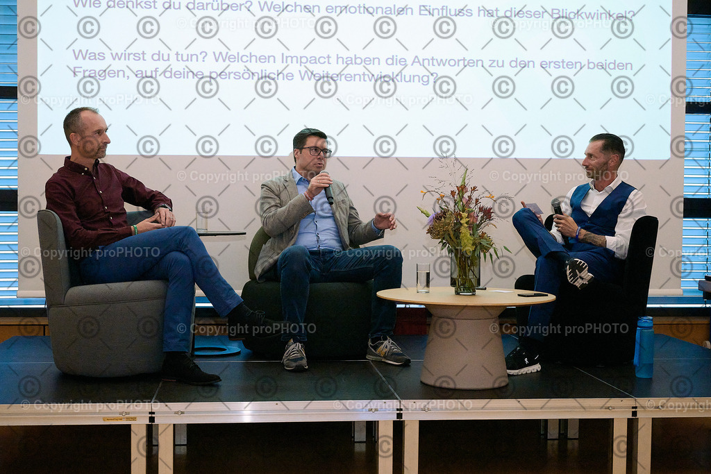 340_202509_EmployerBranding_NZ9_1907 | proPHOTO - Realisiert mit Pictrs.com